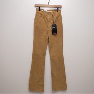 NWT LEVI’S Ribcage Corduroy Bootcut Jeans